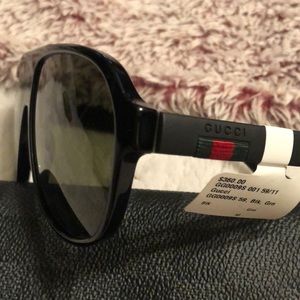 Gucci GG 0009S